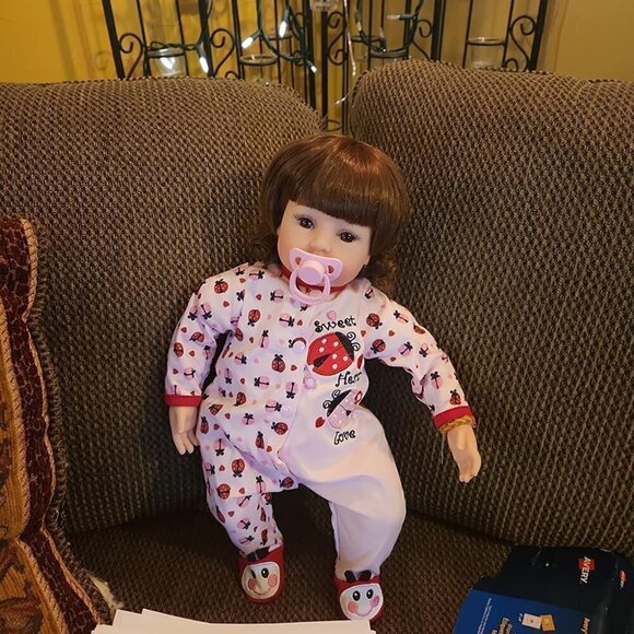 Terabithia 19inch 48cm Realistic Ladybird Baby Girl  Doll In Silicon vinyl Body - Picture 9 of 9